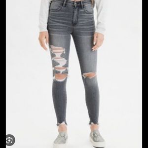 Size 6 American eagle skinny jeans